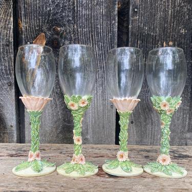 Vintage Garden Glasses -- Garden Party Glassware -- Vintage Floral Glassware -- Floral Flute Glasses -- Flower Flute Glasses -- Garden Party 