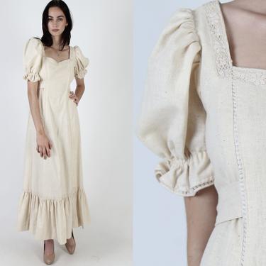70s Pilgrim Prairie Dress / Plain Womens Country Porch Dress / Traditional Ivory Chore Dress /Cream  Cotton Muslin Maxi Dress 
