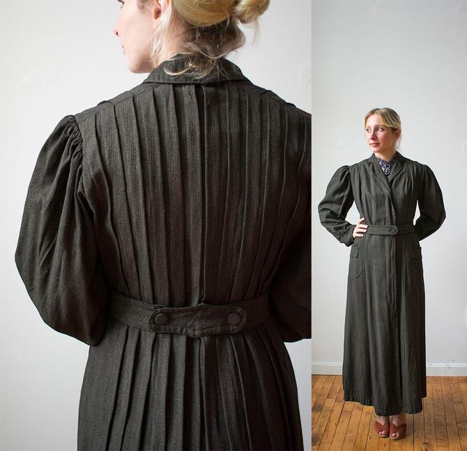 Vintage 1930s Cloak Villian Cloak Long Vintage Coat Heavy