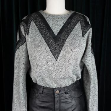 Vintage 80s Marie St. Monet Speckled Gray Top with Faux Leather Zigzag Detail 