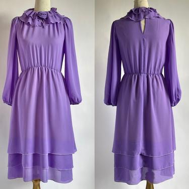 Pretty Lavender 1970's Dress 