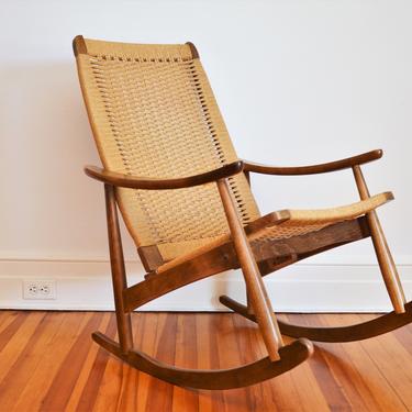Mid-Century Paper Cord Rocking Chair in style of Hans Wegner, Made in Yugoslavia 