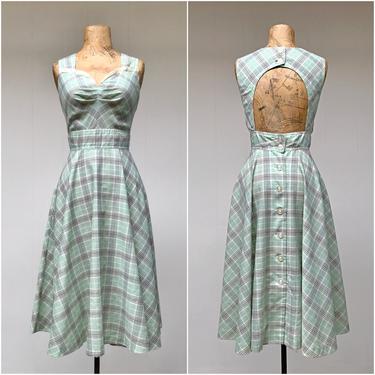 Vintage 1970s Green Plaid Sundress, Pin-Up Style, Open Back, Sweetheart Neckline, Bias-Cut Full Skirt, Small 34&amp;quot; Bust 