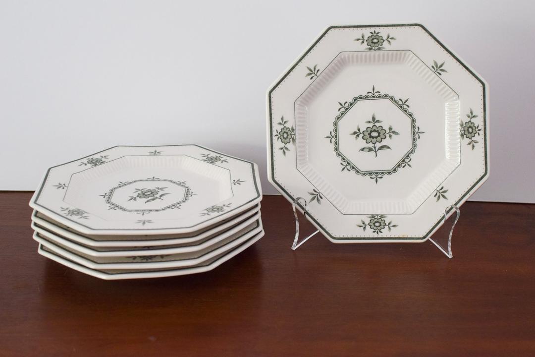 Green and White Floral Independence Ironstone Salad Plates. Set of |  Capitol Vintage Charm | Capitol Hill - Washington, DC