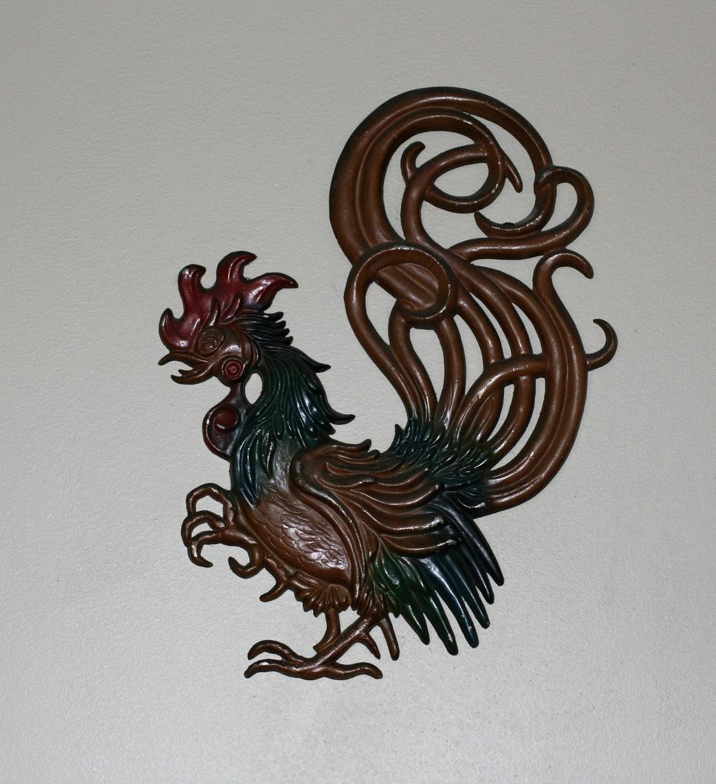 Vintage Vermay Fighting Roosters Wall Plaquesmetal Roostersset Of Susan Gonzalas