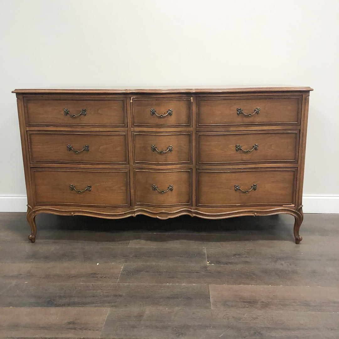 CUSTOMIZABLE: Drexel French Provincial Dresser | Vintage Refined Decor ...