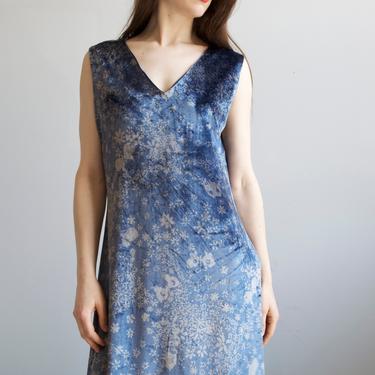 verkouden worden donker schijf sleeveless blue velvet dress size S by EELT from EELT of New York, NY |  ATTIC