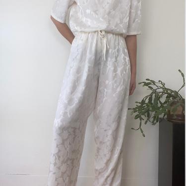 vintage white floral satin bespoke pant suit size l - xl 