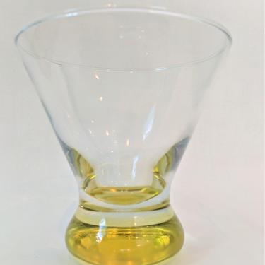 Set of 4 Vintage Dizzy Cocktail Glass with Yellow Tinted Base 