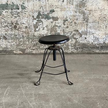 Antique Twisted Wire Metal Base Stool Parlor Seating 