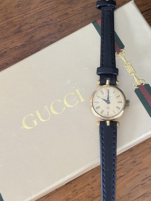 Gucci watch on sale red green stripe