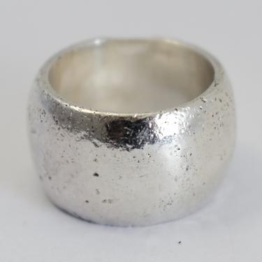 Classic 60's textured sterling size 6 cigar band, wide rough made 925 silver simple mid-century ring 