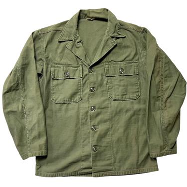 Vintage 1960s OG-107 Type II US Army Utility Shirt ~ fits