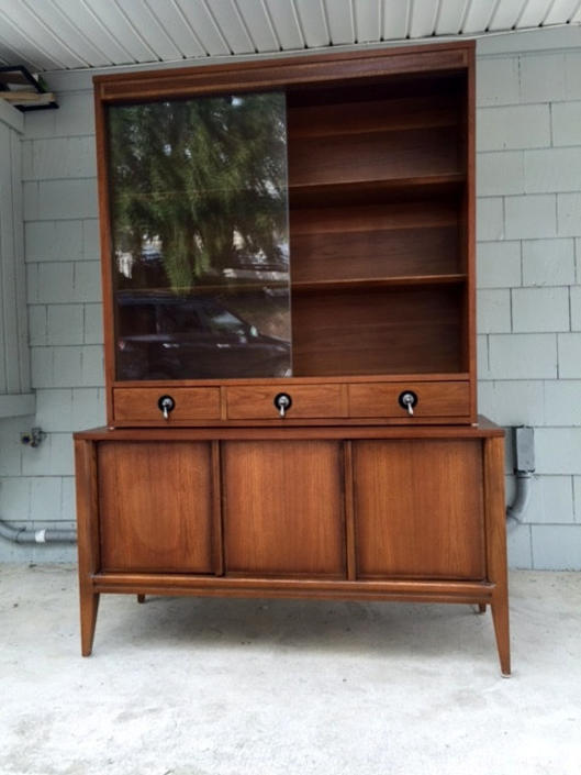 Local Pickup Preferred Midcentury Bassett 2 Piece Cabinet Hutch