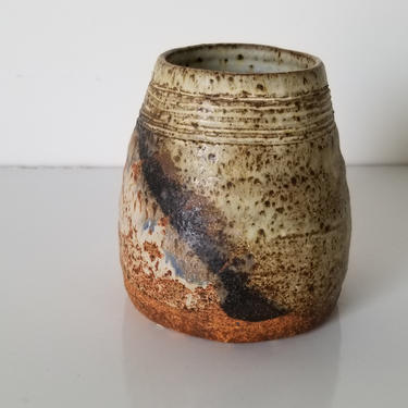 1970s Mid-Century Rustic Texture Art Pottery Vase, Signed. 