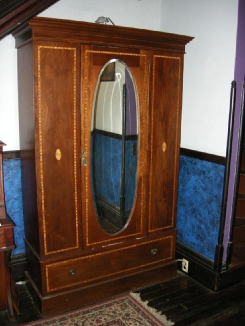 Large Single Door Wardrobe With Mirror And Federal Style Inlay