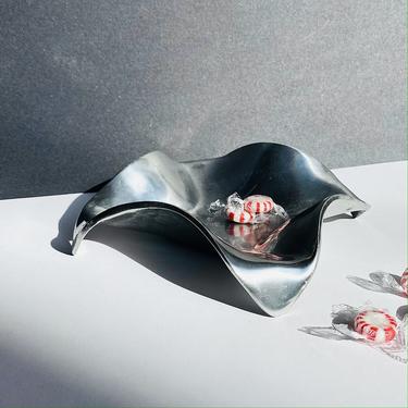 Vintage Aluminum Alien Trinket Dish | Odd Eye - East Village - New York ...
