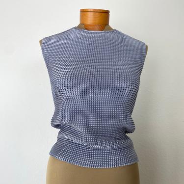 minimalist grey pleat textured sleeveless stretch blouse 