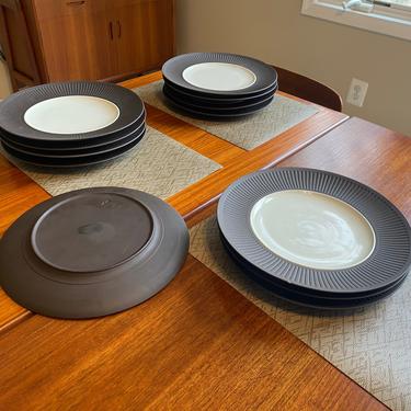 Dansk Flamestone Fluted Brown Dinnerware Set.