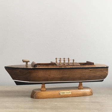 Miniature Chris Craft Runabout Cruiser Boat Model 