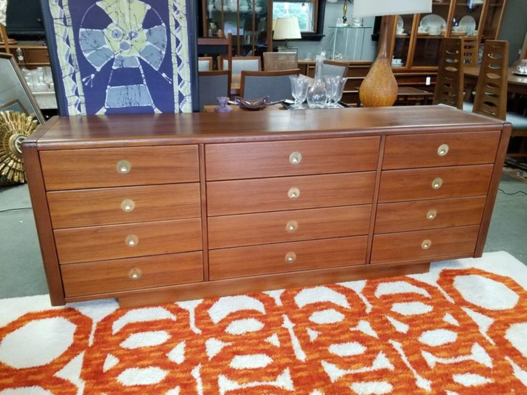 Danish Modern teak 12 drawer dresser Peg Leg Vintage Beltsville, MD