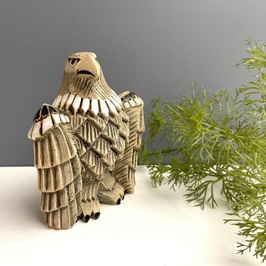 Artesania Rinconada eagle figurine - vintage pottery bird 