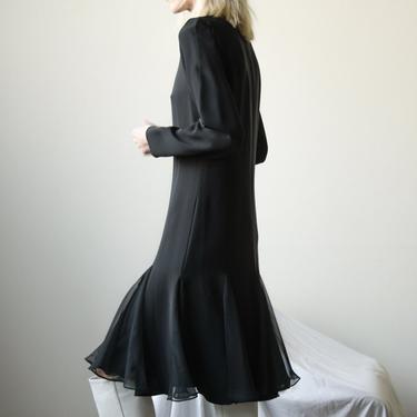 1166d / black dropwaist chiffon panel dress / little black cocktail dress / s 