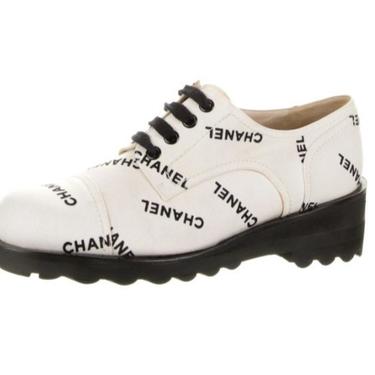 Vintage CHANEL Monogram Letters Logo Cap Toe Black White Sneakers Oxford Lace Ups Boots eu 39.5 us 8.5 - 9 
