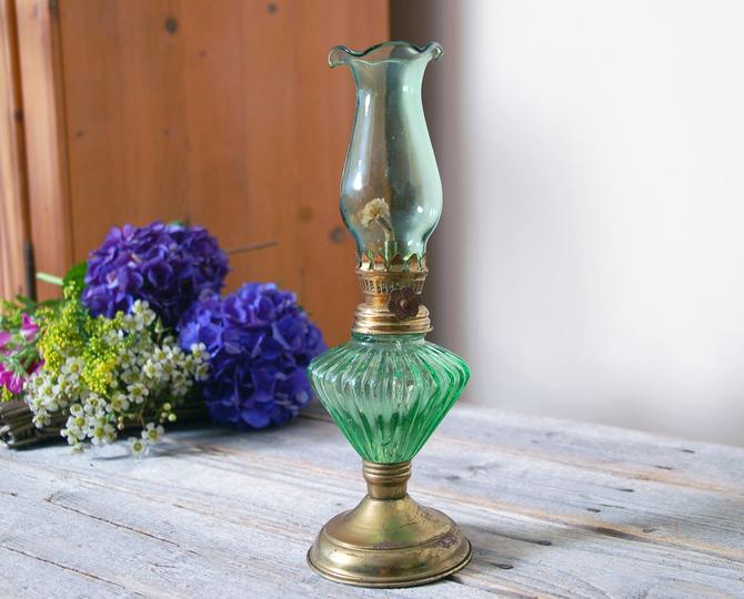 Vintage factory Green Hurricane Oil Lamp