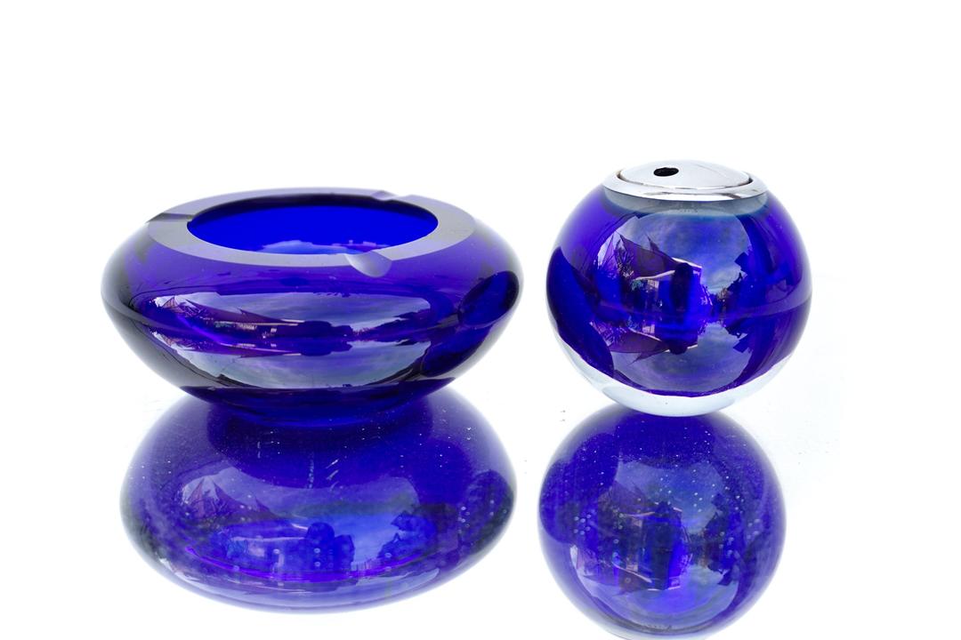 Vintage Cobalt Blue Crystal Art Glass Table Lighter And Ashtray Set Electric Marigold Los 6084