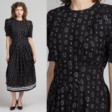 80s Black & White Floral Calendar Print Midi Dress - Medium | Vintage Circle Pattern Pleated Short Sleeve Grunge Dress 