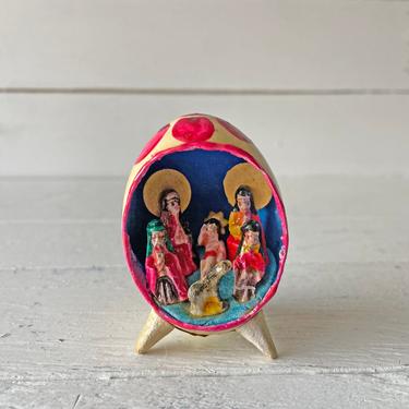 Vintage Peru Colorful Nativity Scene // Pink Egg Nativity Scene // Decorative Modern Nativity Scene // Christmas, Birthday Gift 