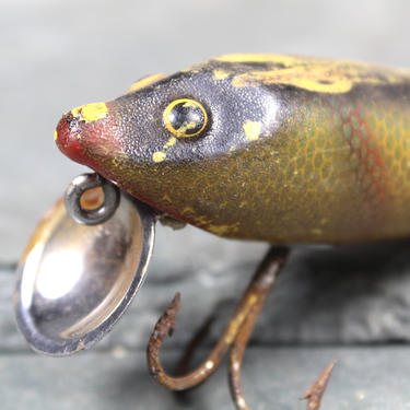 COLLECTIBLE VINTAGE FISHING Lure - Fred Arbogast Jitterbug - Shad