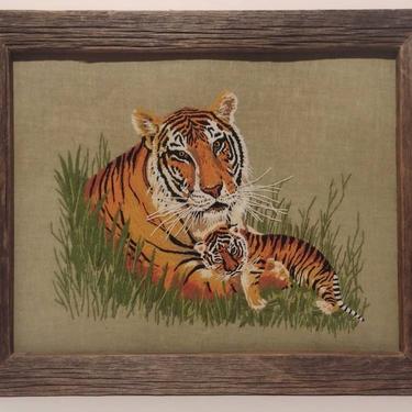 Vintage 1977 National Paragon Corp Tiger & Cub Portrait Crewel Embroidery No 0524 Fiber Art 23x19 