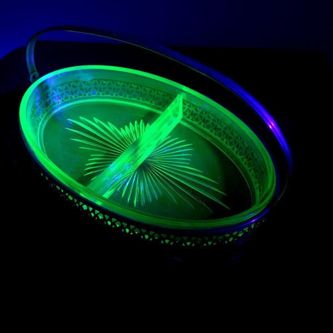 Vintage Uranium Glass Divided Oval Dish With Silver Carrying Caddy Over The Years Silver 0455