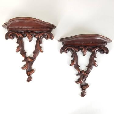 Vintage Wood Wall Sconces / Syroco Wood Shelf Sconce Pair / 1950s Wall Decor Scrolled Sconces / Rococo Hollywood Regency Wall Sconce Set 