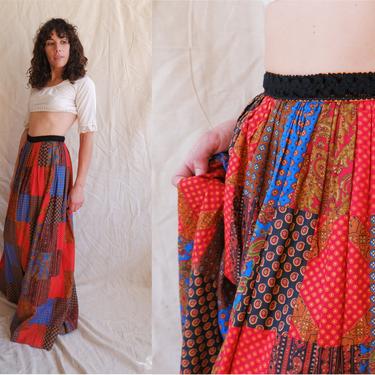 Vintage 70s Patchwork Maxi Skirt/ 1970s Quilted High Waisted Full Skirt/ Prairie Skirt/ Size XS 25 