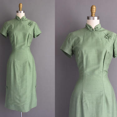1950s vintage dress - Hawaiian Casuals avocado green cotton silk wiggle dress - Size Small - 50s dress 