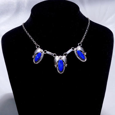 Vintage Native American Sterling Silver Lapis Lazuli Pendant Necklace, 3-Stone Pendant, Engraved Leaf Settings, Oval Link Chain, 20 3/4&amp;quot; L 