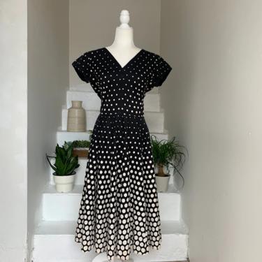 1950s Black And White Gradient Polka Dot Fit&Flare Circle Skirt Dress 40 Bust Vintage 