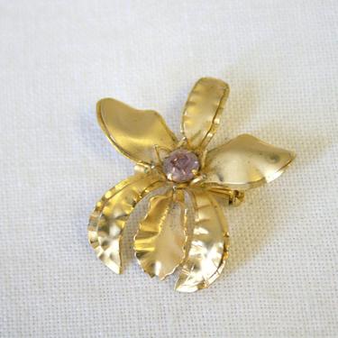 1940s Gold Orchid Brooch with Purple Rhinestone 