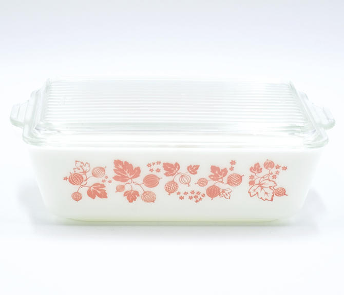 Pyrex sold Pink White Gooseberry Refrigerator with Lid