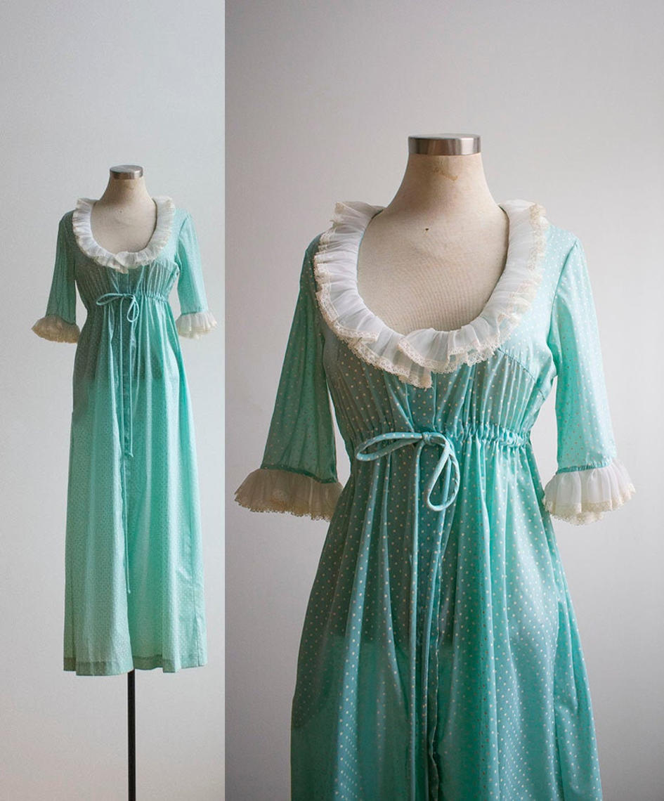 Vintage 1970s Nightgown / Vintage 1970s Gown / Mint Green Polka Dot ...