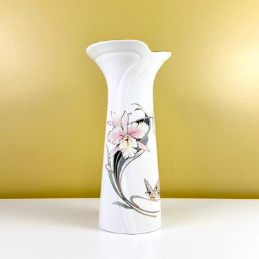 Japanese Floral Printed Vase 