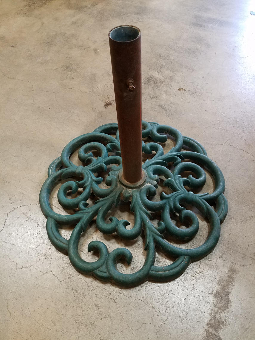 HEAVY wrought iron Umbrella base 24 (diam) x 20.75 Earthwise