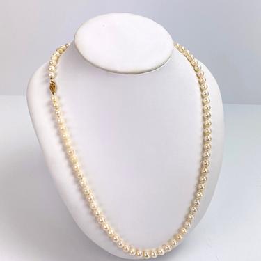 Pretty Single Strand Pearl Necklace 14k Yellow Gold Clasp 6.8mm Pearls 24" 