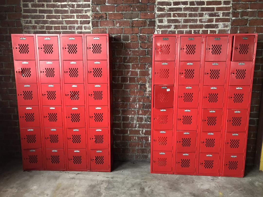 Storage locker Atlanta Used Furniture Atlanta, GA