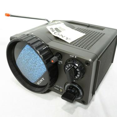 Vtg SONY TV-511 Working PORTABLE TELEVISION Retro MID
