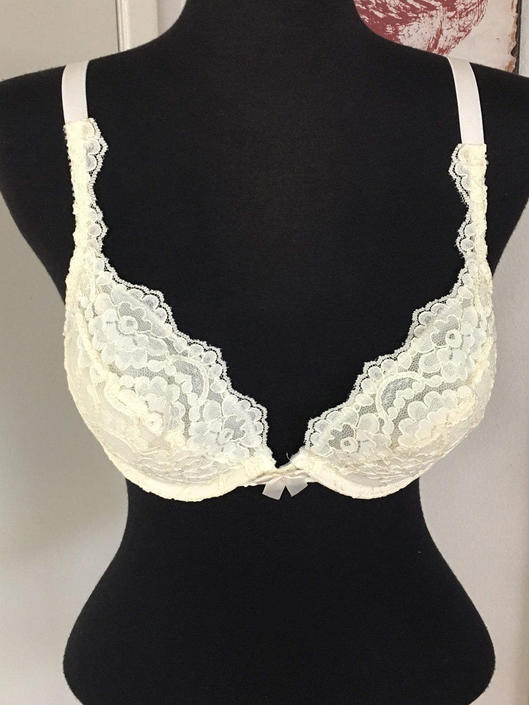 Victoria's Secret Miracle Bras 36B from early 90s - Never