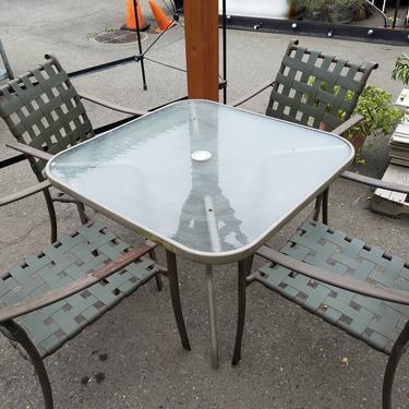 Glass top patio set 34 x 27.75 x 34 (table)